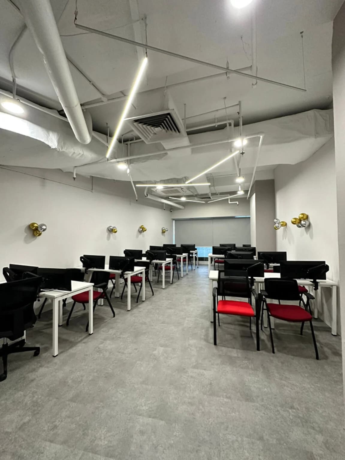 CLASSROOM 1 - 28.5 SQM view 1